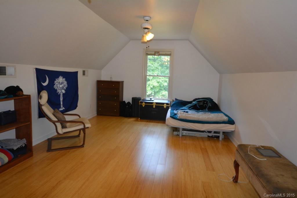 Country Club Estates - Residential