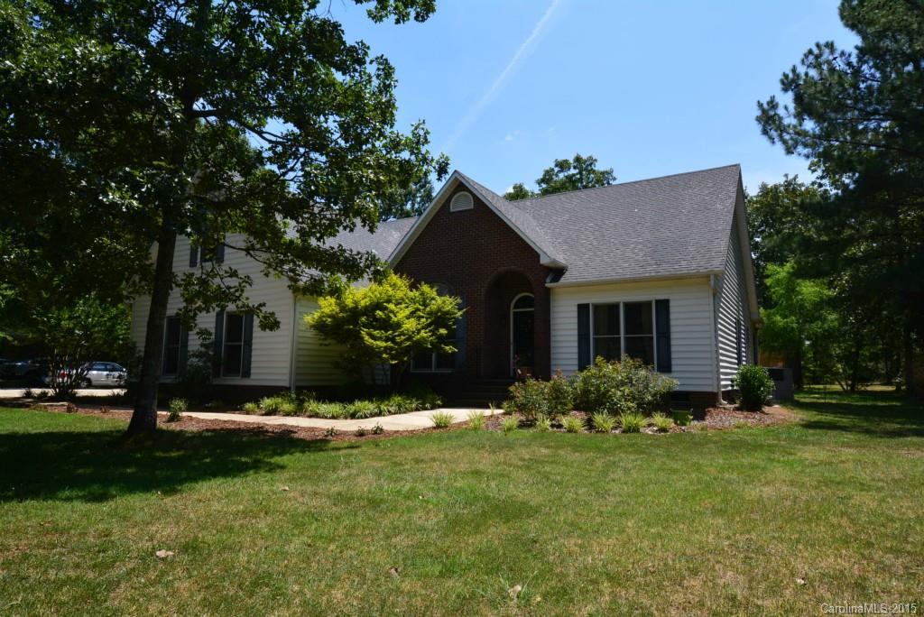 Country Club Estates - Residential