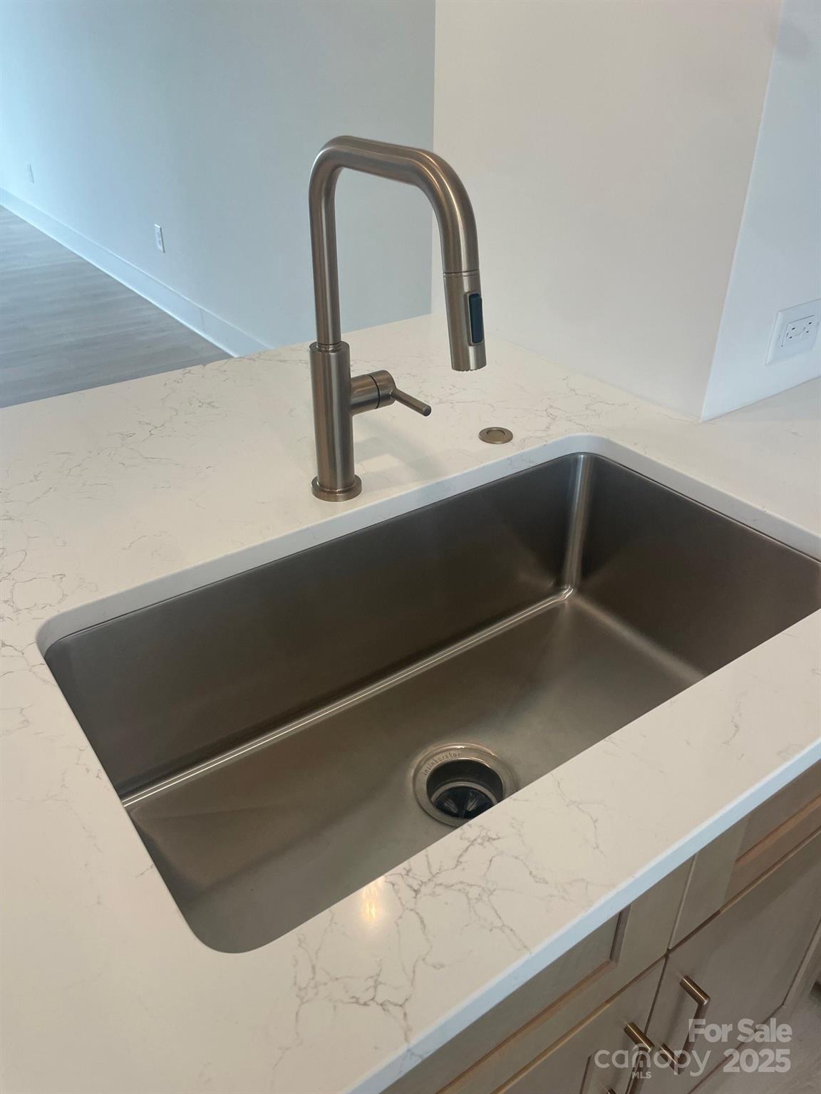 3007 Casting Street 11