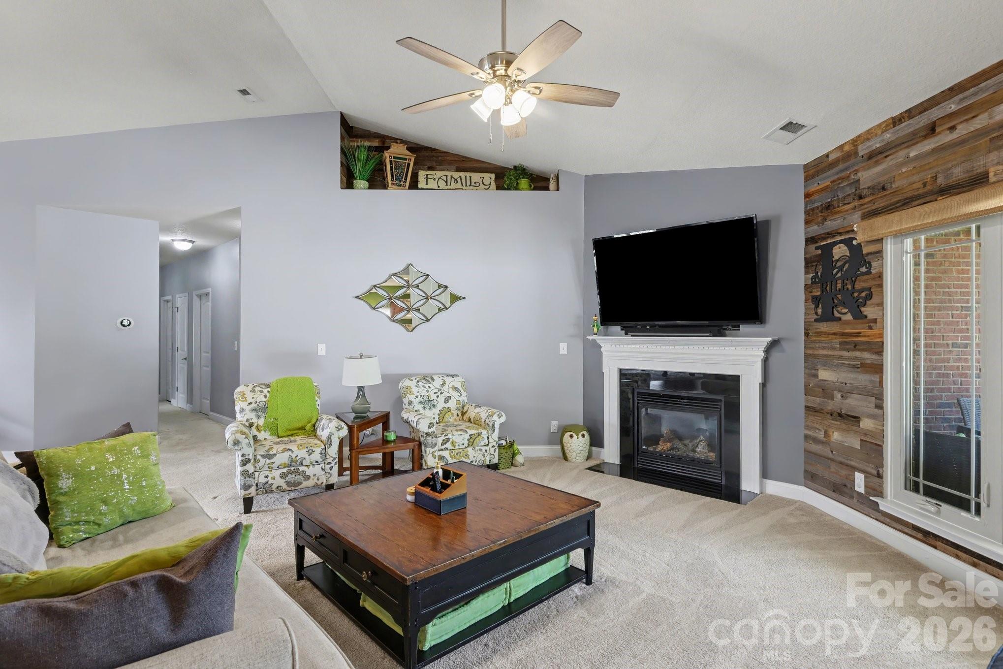 2609 Park Ridge Boulevard