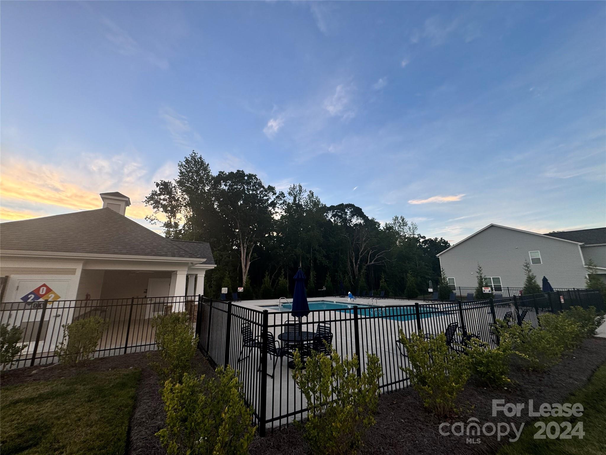 Blackstone Bay - Residential Lease