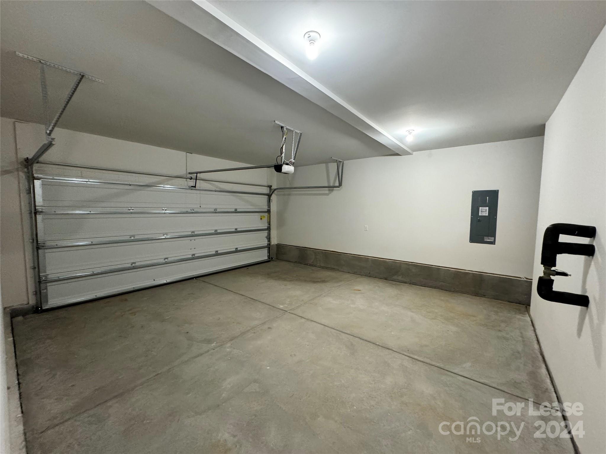 Blackstone Bay - Residential Lease