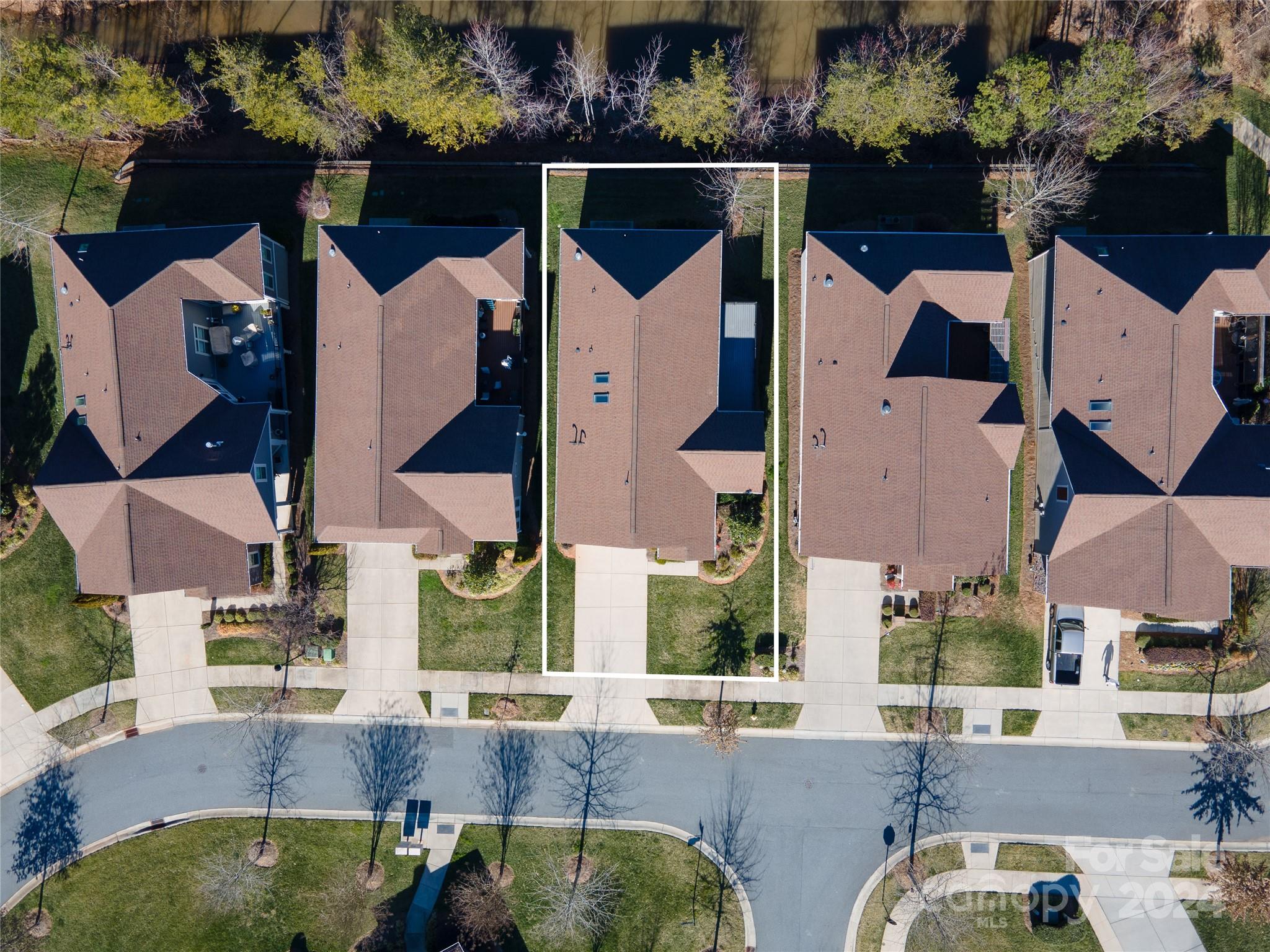 The Courtyards at Jetton - Residential