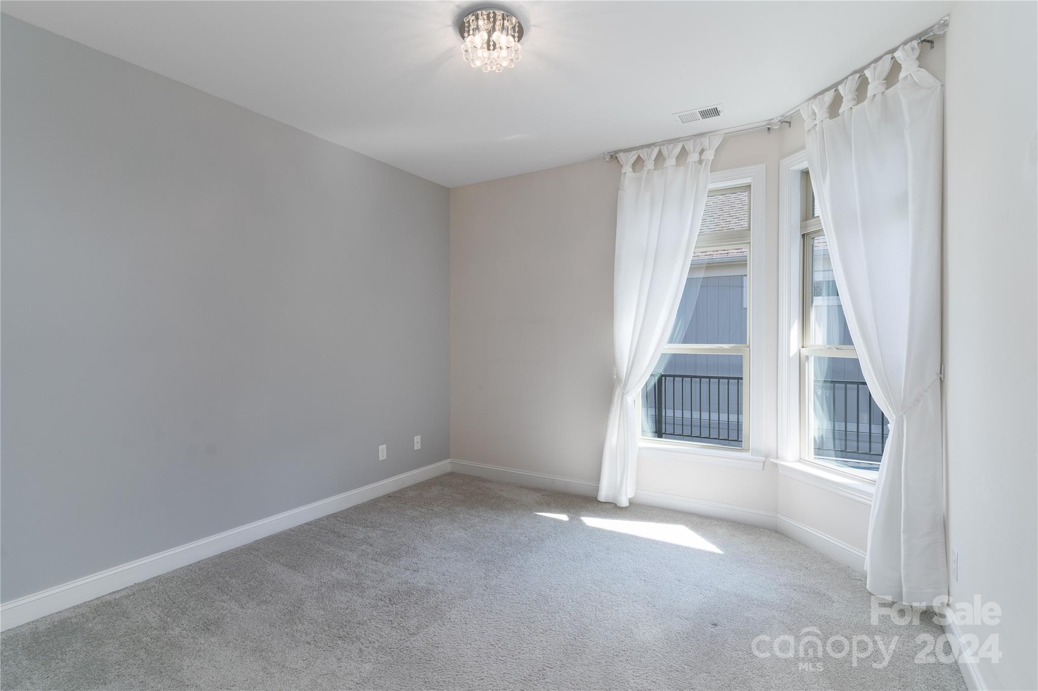 The Courtyards at Jetton - Residential