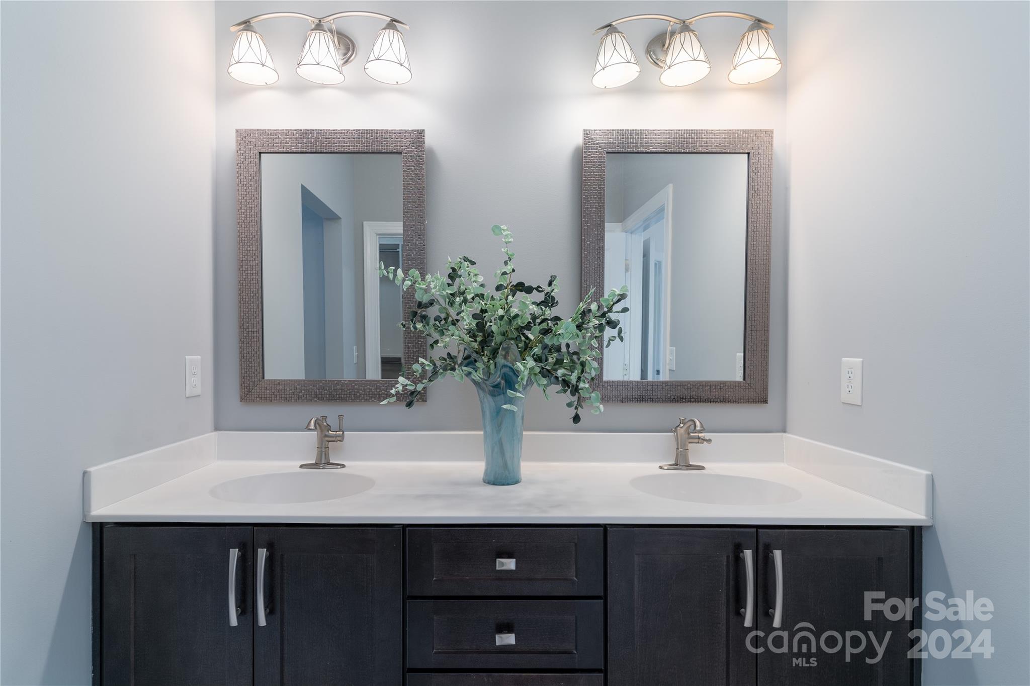 The Courtyards at Jetton - Residential