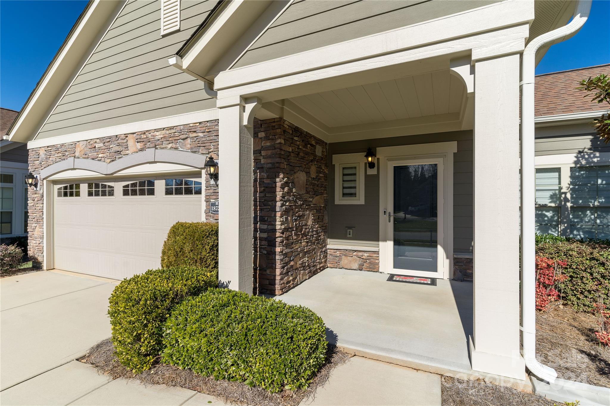 The Courtyards at Jetton - Residential