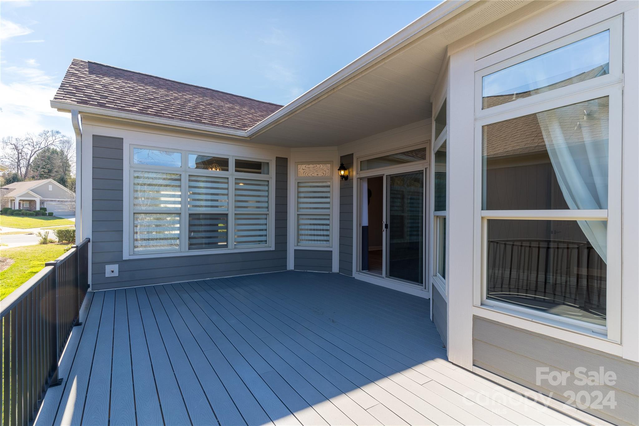 The Courtyards at Jetton - Residential