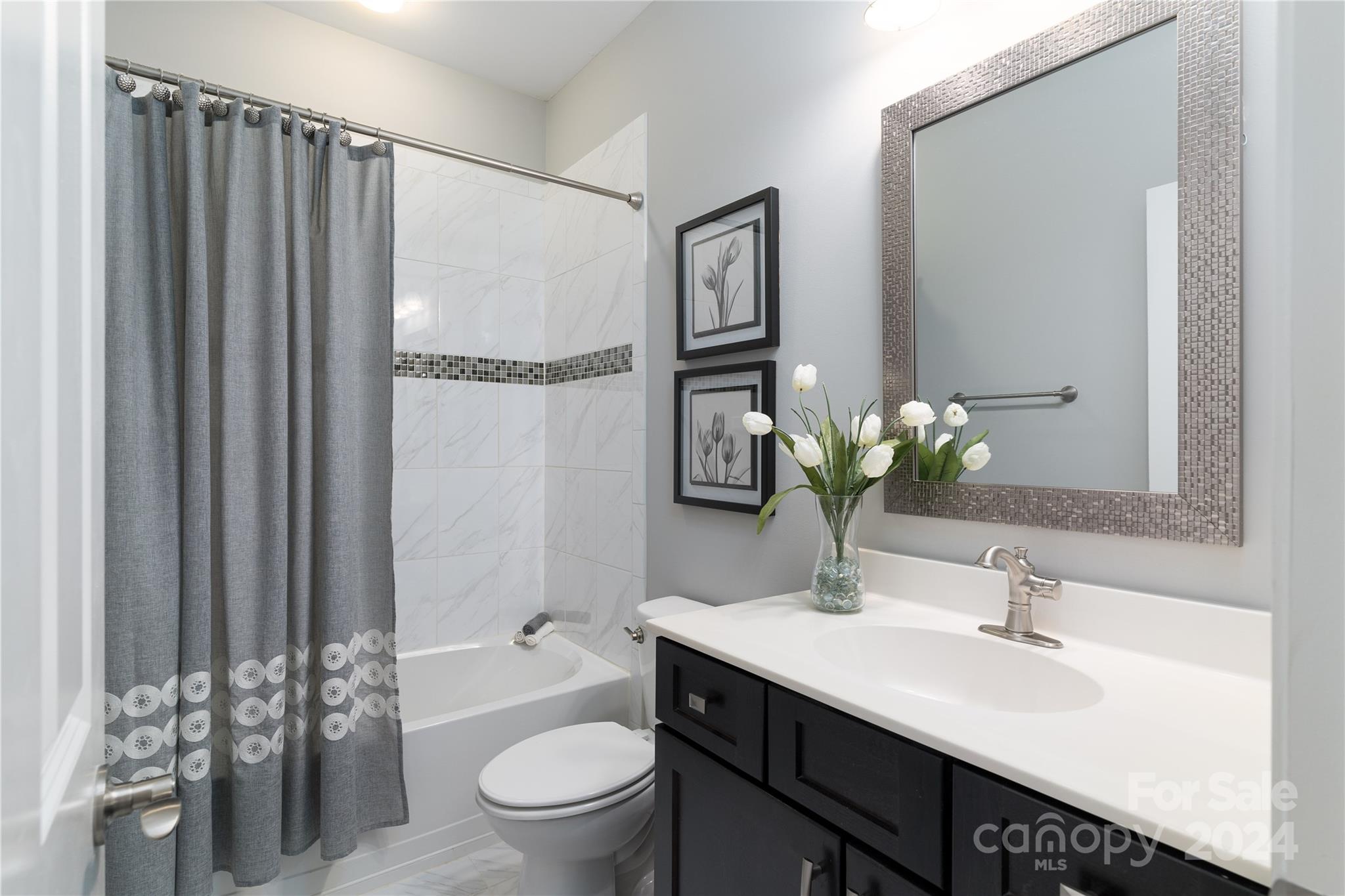 The Courtyards at Jetton - Residential