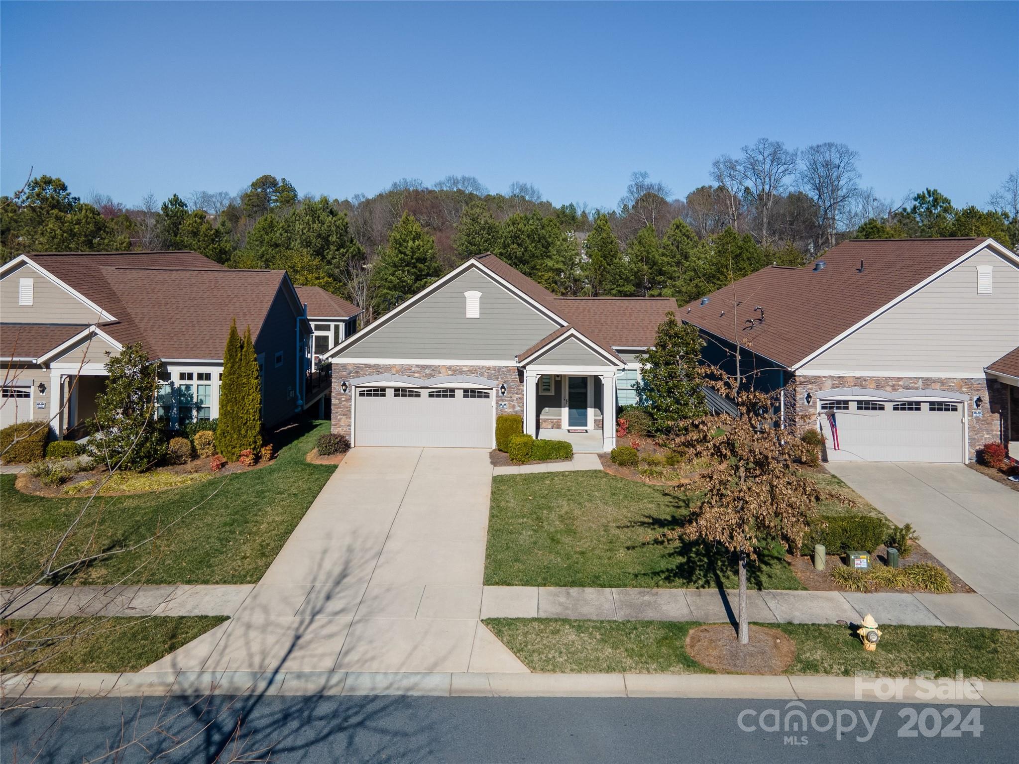 The Courtyards at Jetton - Residential