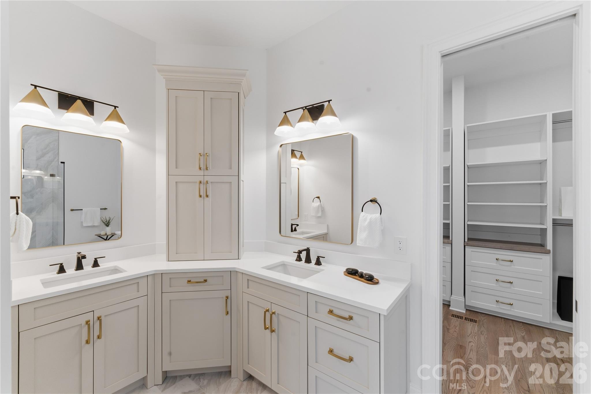 Riverchase Estates - Residential