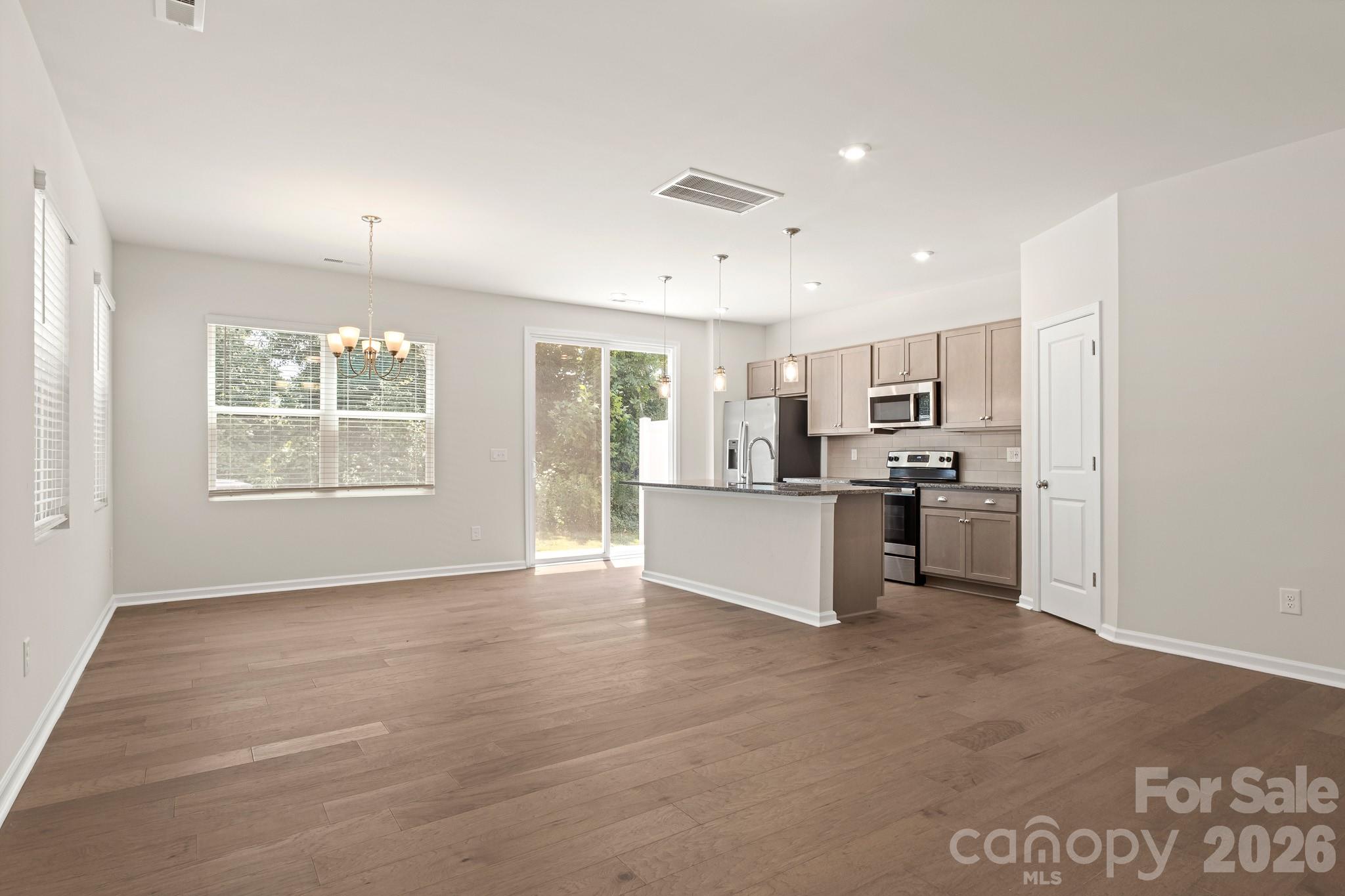 Fifteen 15 Cannon - Residential