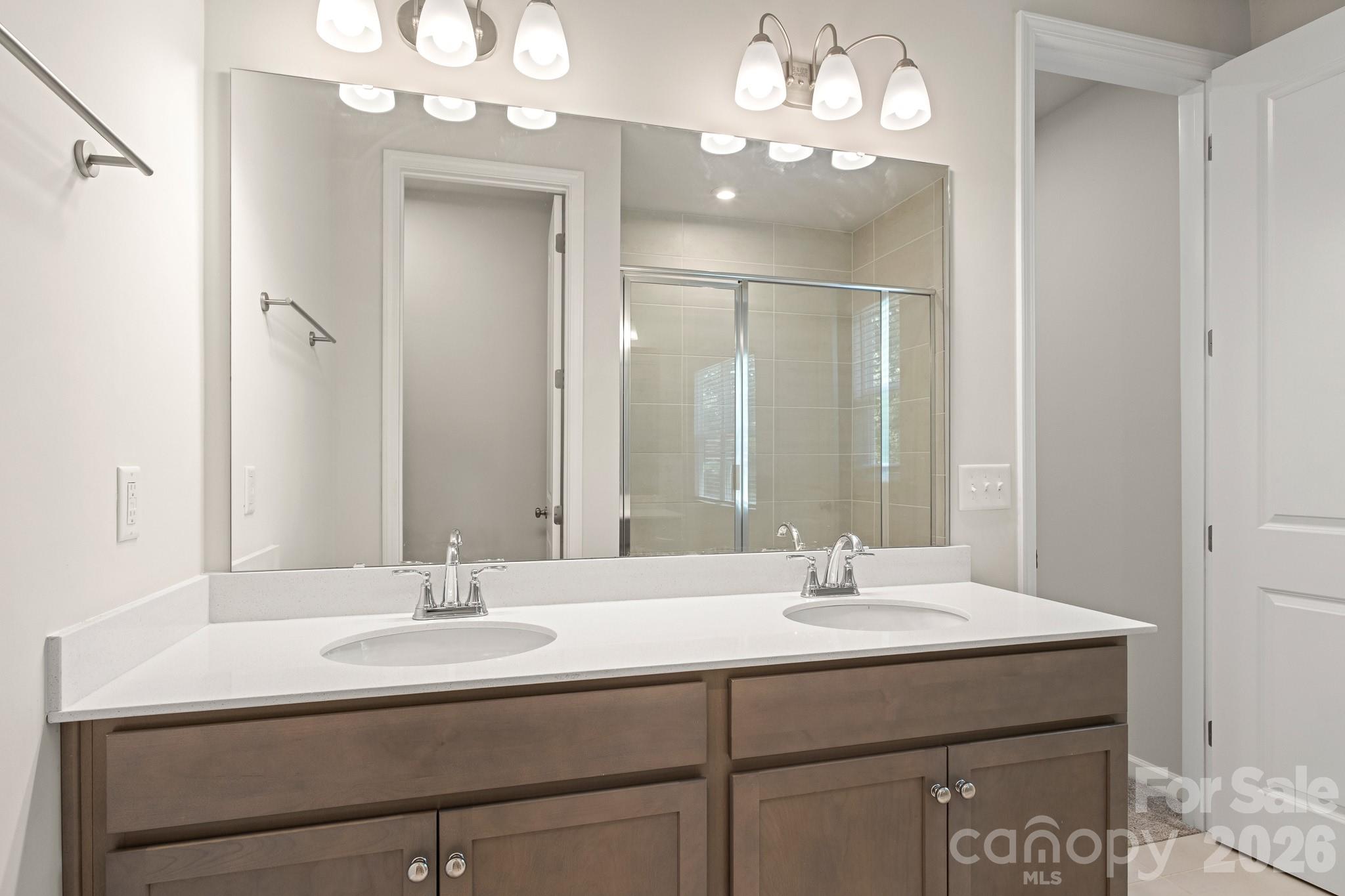 Fifteen 15 Cannon - Residential