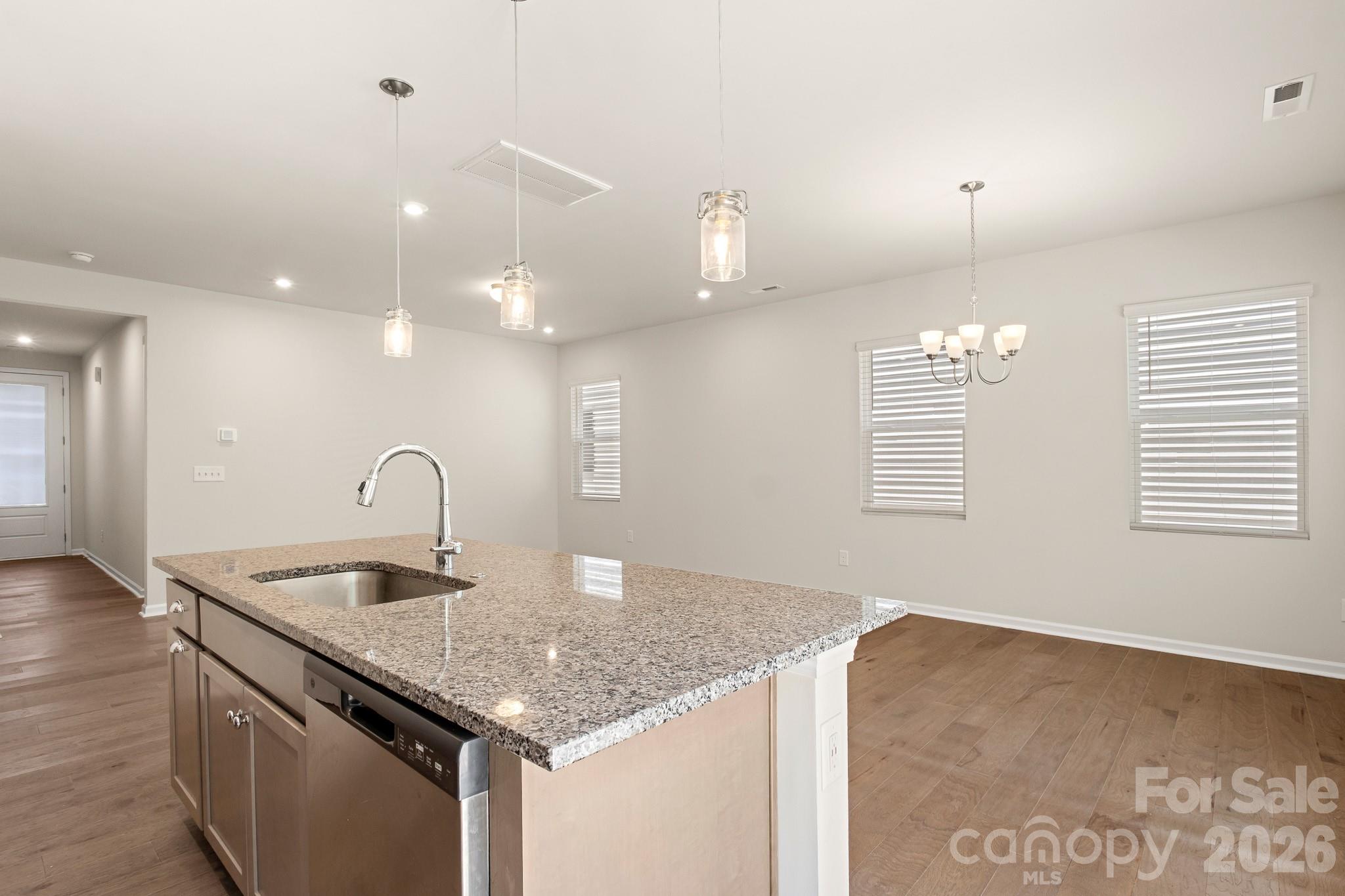 Fifteen 15 Cannon - Residential