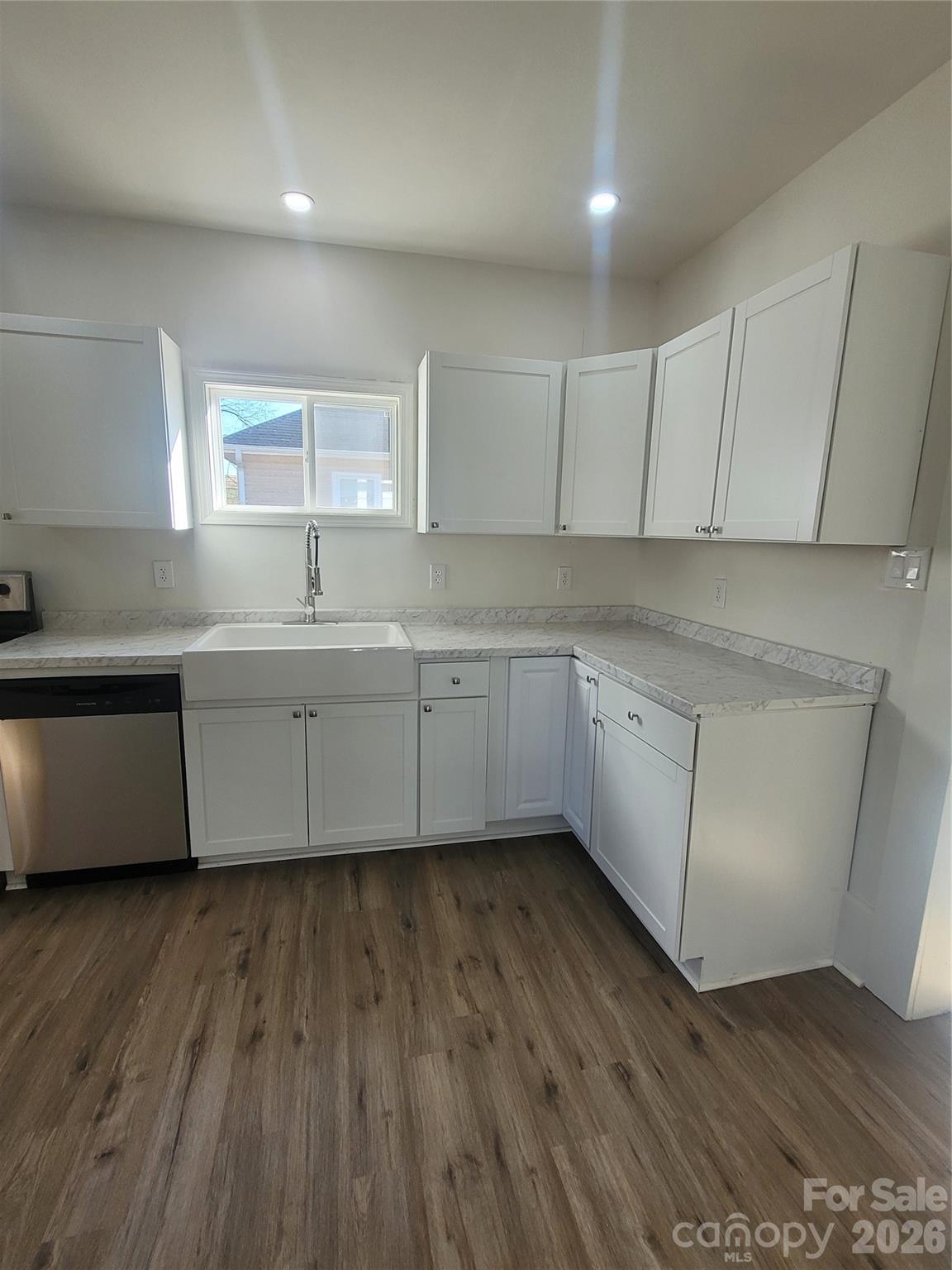 Groves Thread Company - Residential