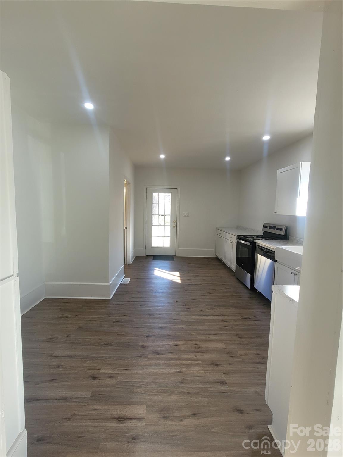 Groves Thread Company - Residential