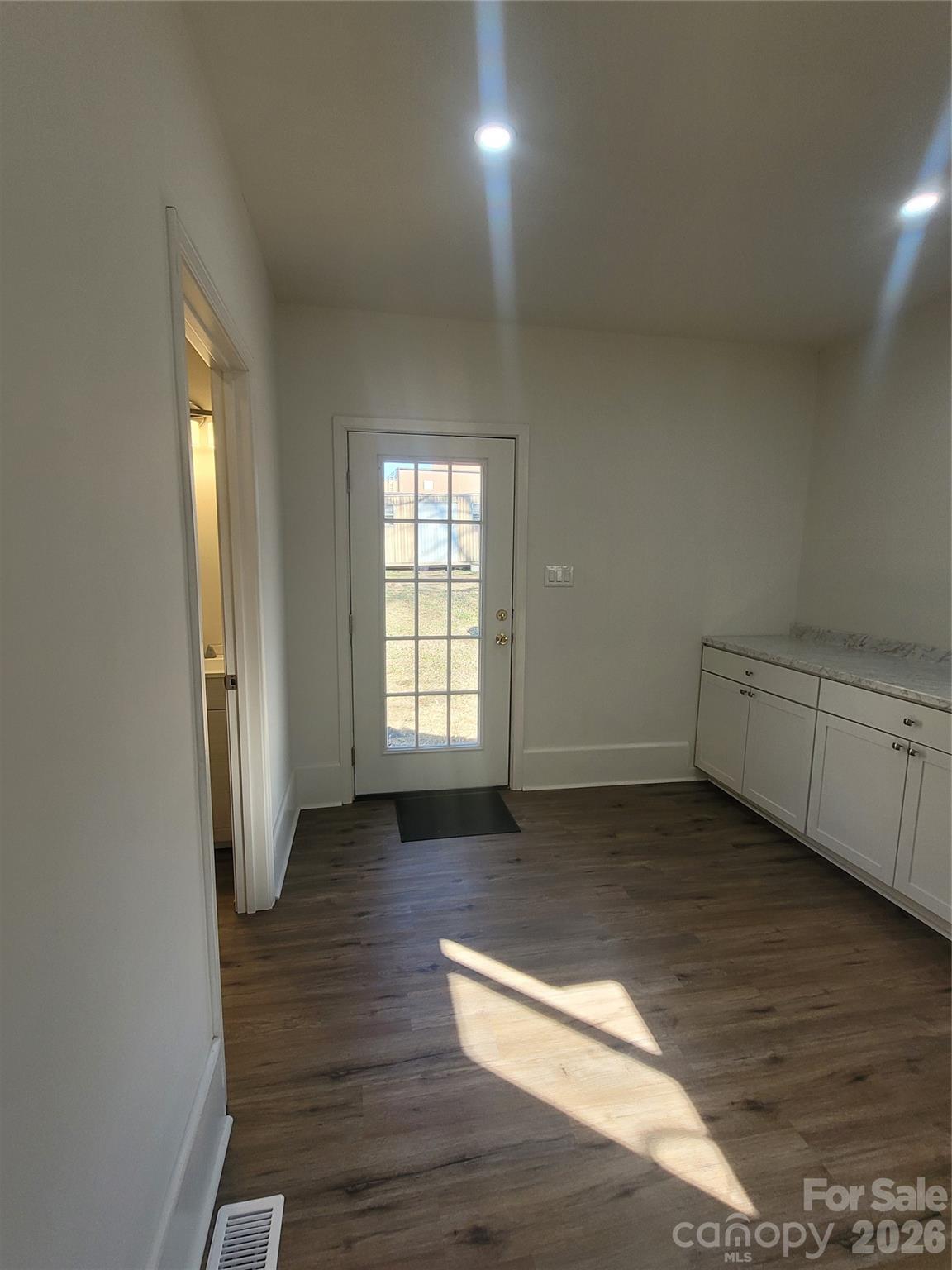 Groves Thread Company - Residential