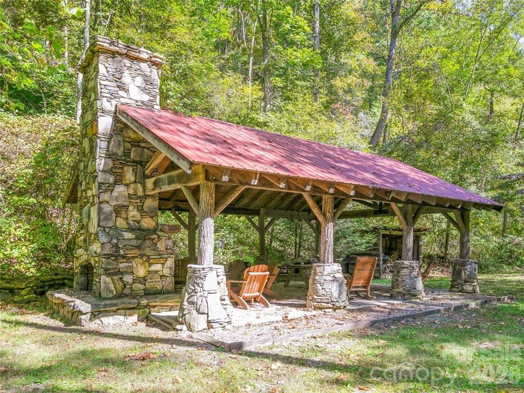 Big Laurel Mountain - Land