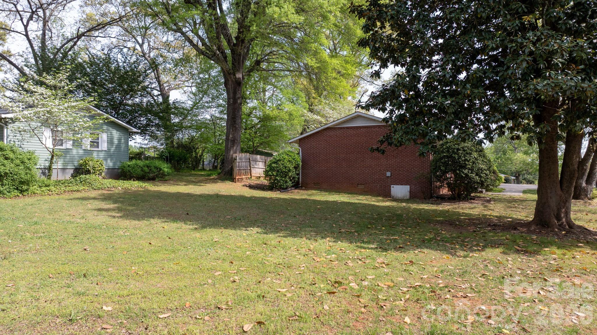 Hillcrest - Residential