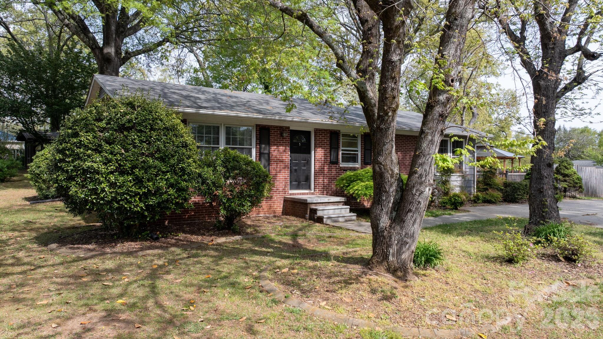 Hillcrest - Residential