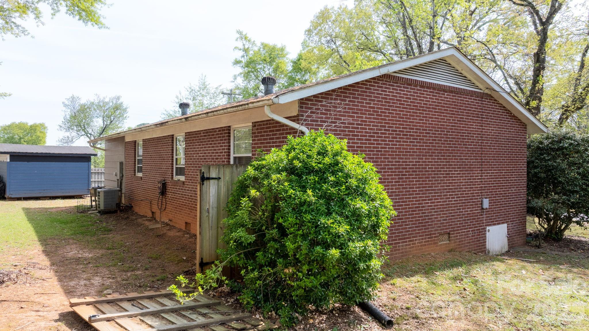 Hillcrest - Residential