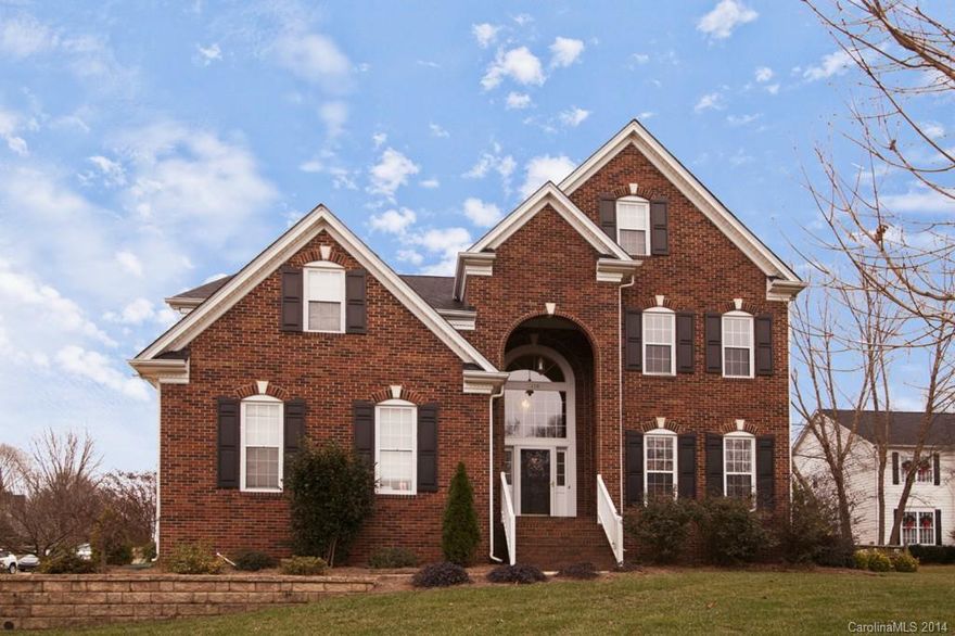 Stunning Opportunity!! Deeded Boatslip, Waterview, Over 1/2 acre fenced lot located in desirable Morrison Cove. 4 BR/ 2.5 BA.  Dramatic entrance, Office, Dining with exquisite moldings, soaring Great Room, updated Kitchen with tile, granite, & SS appliances, and warmly lit Sunroom on Main.  Upper Level features 3 spacious secondary bedrooms and large Master Suite with HUGE Master Bath & Closets. Step outside to large Trex Deck and views of .56 private acres or step out front & enjoy lake views!