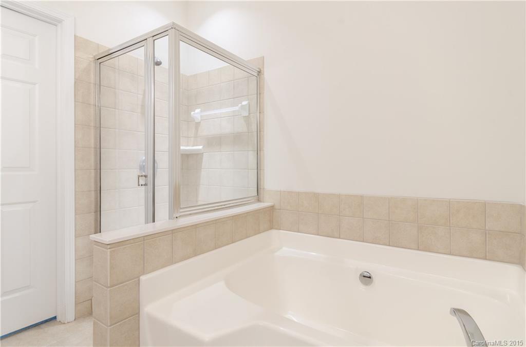 Robinwood Village - Residential Lease