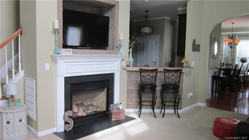 Ridge Pointe - Residential