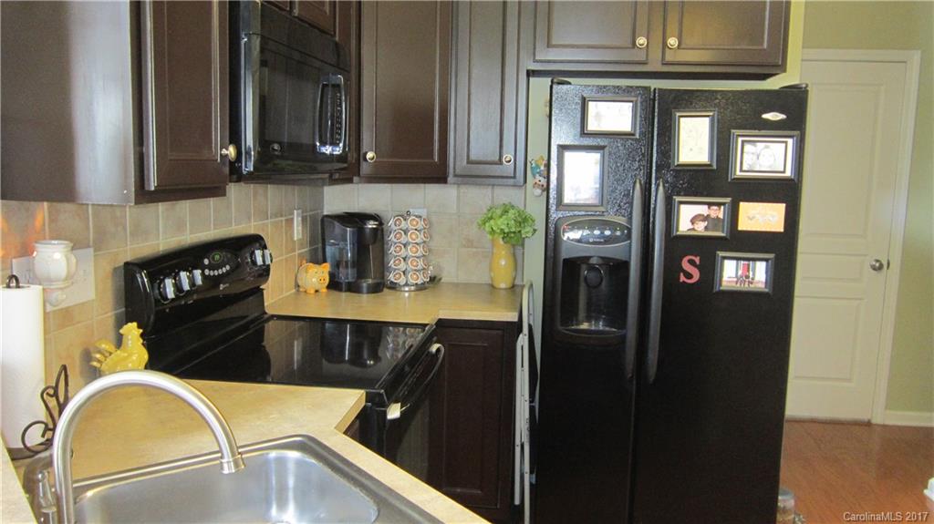 Ridge Pointe - Residential