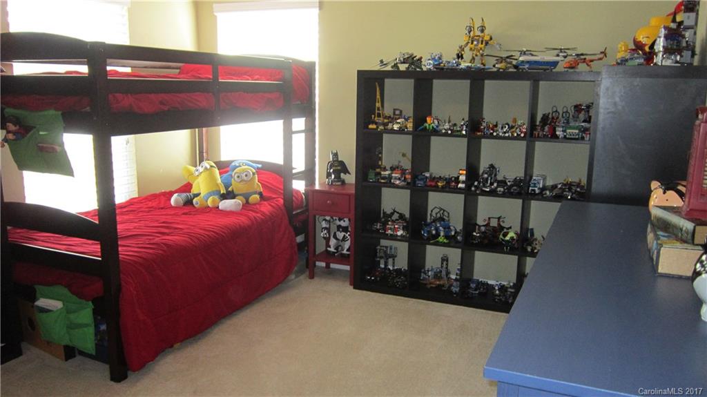 Ridge Pointe - Residential