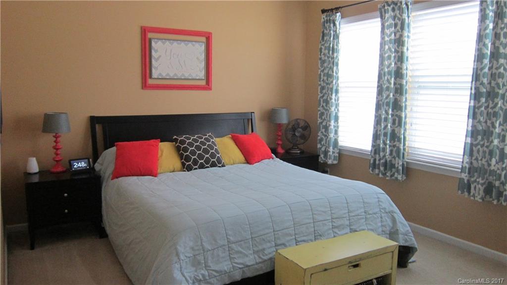 Ridge Pointe - Residential