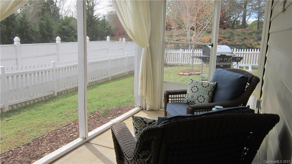 Ridge Pointe - Residential