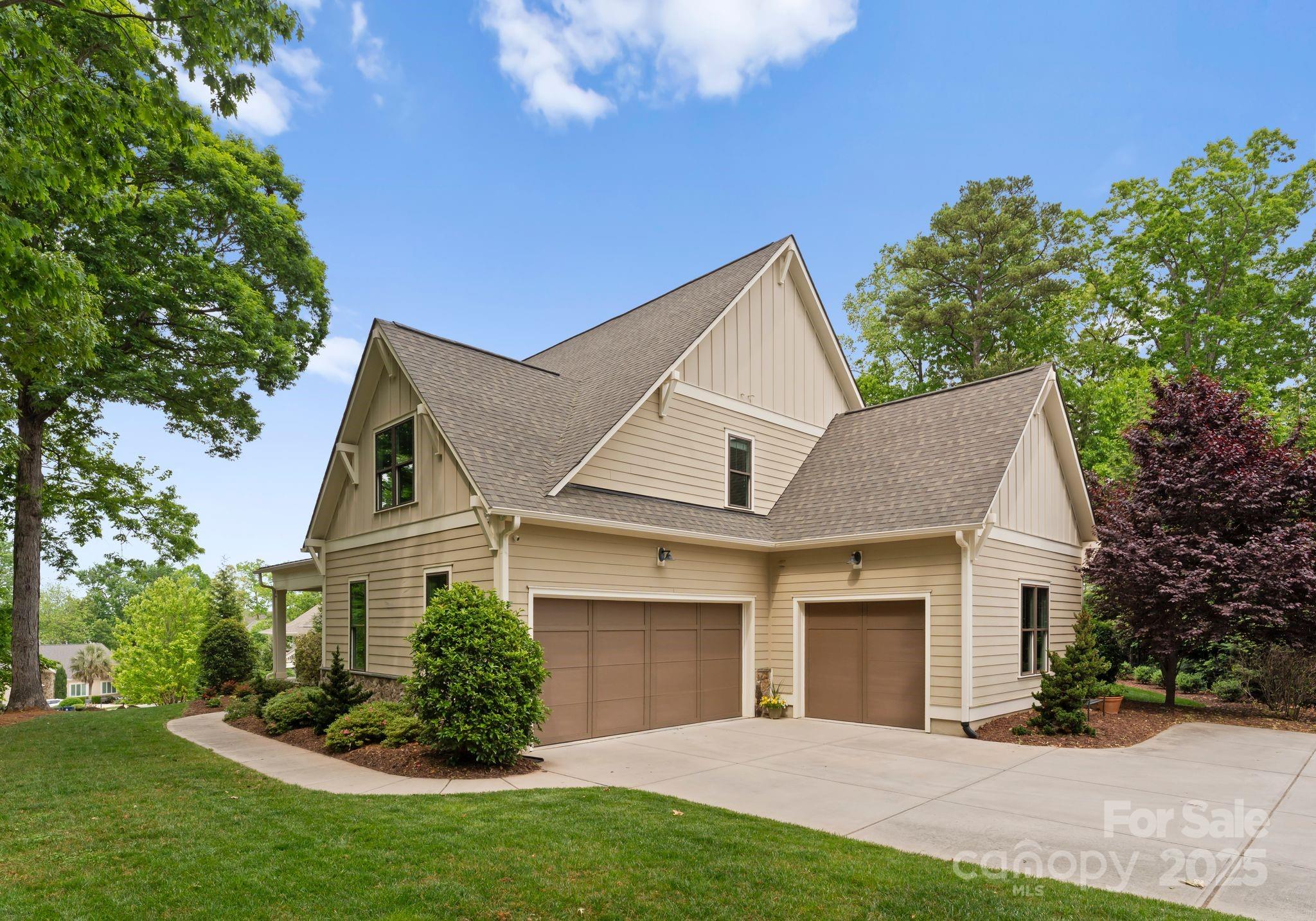 Pointe Regatta - Residential