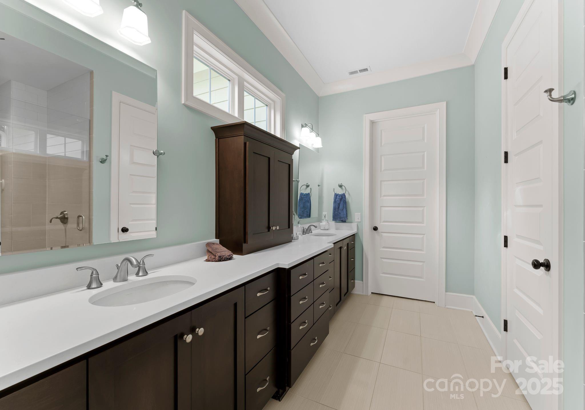 Pointe Regatta - Residential