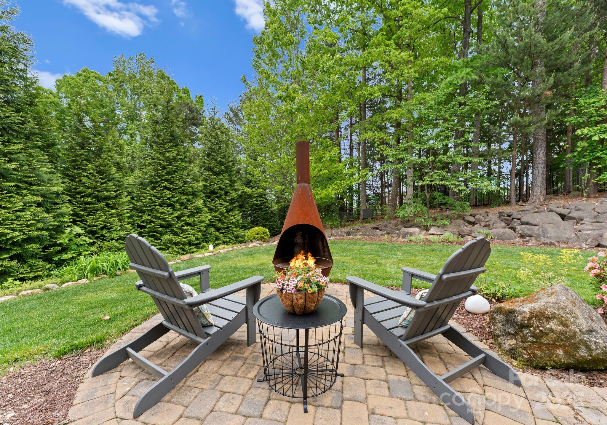 Pointe Regatta - Residential