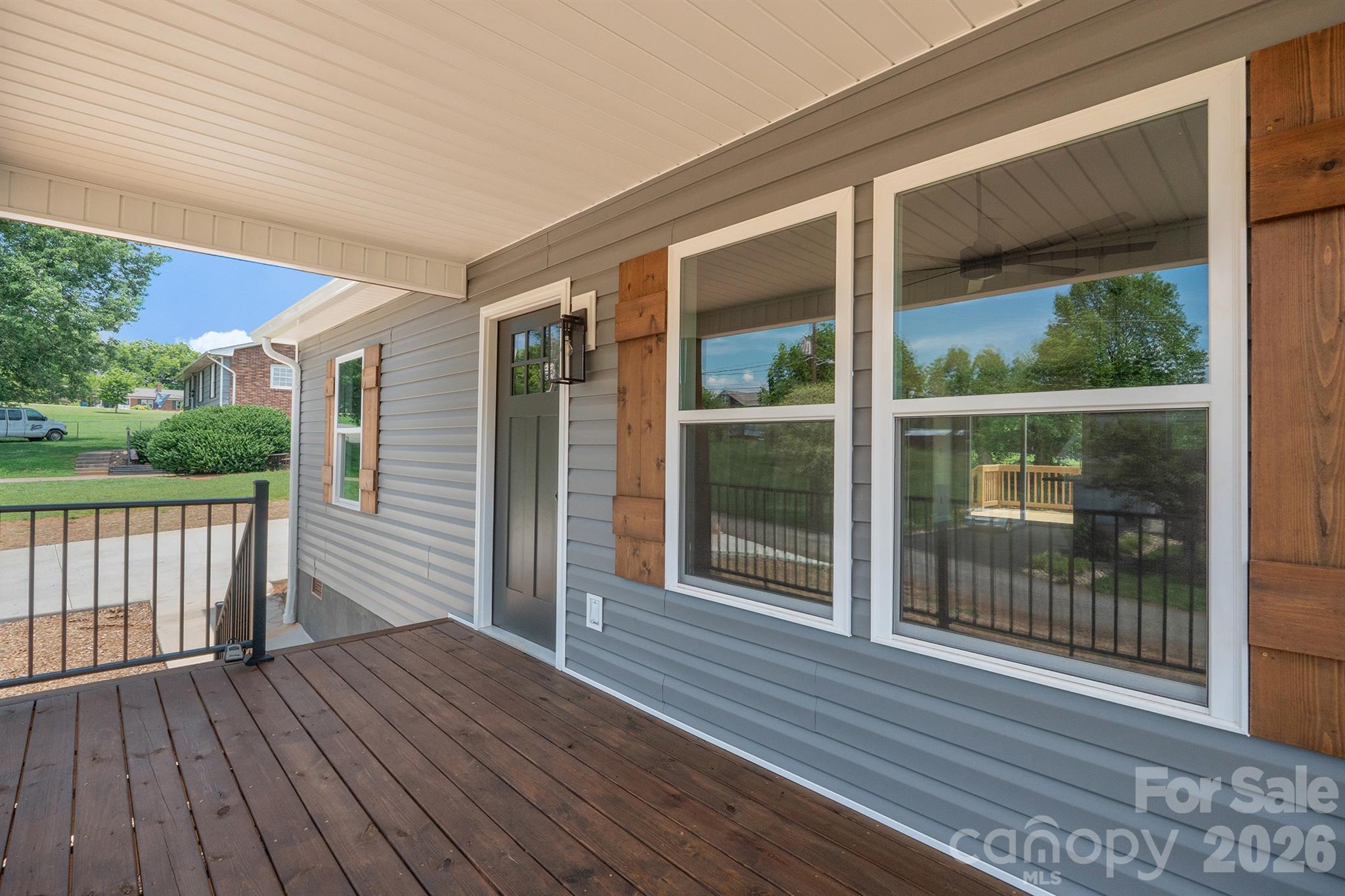 1649 Bentbrook Drive