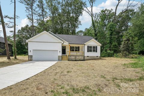 403 W Charlotte Avenue Mount Holly NC 28120