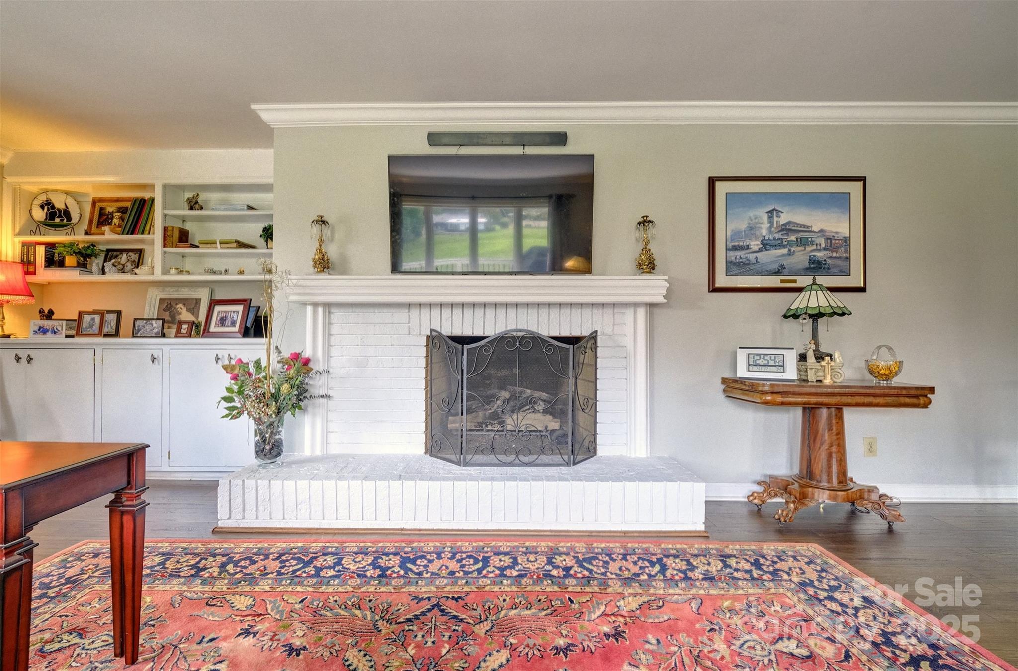 River Hills - Residential