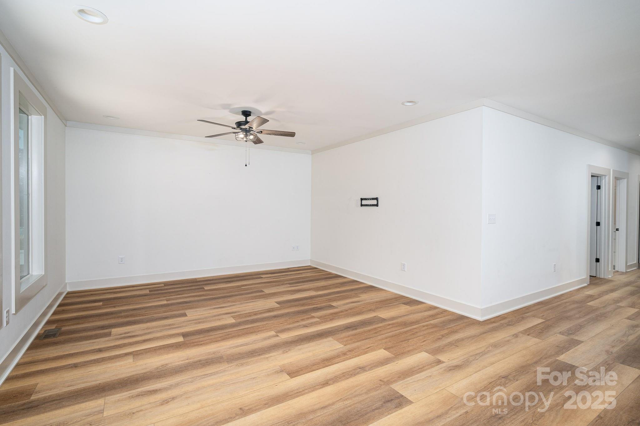 1012 W Carroll Street