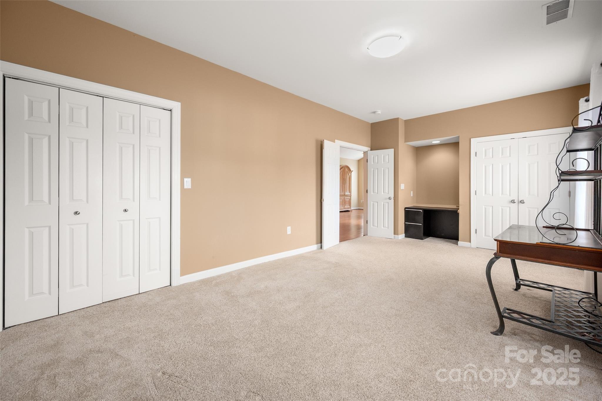 Windsor Oaks - Residential