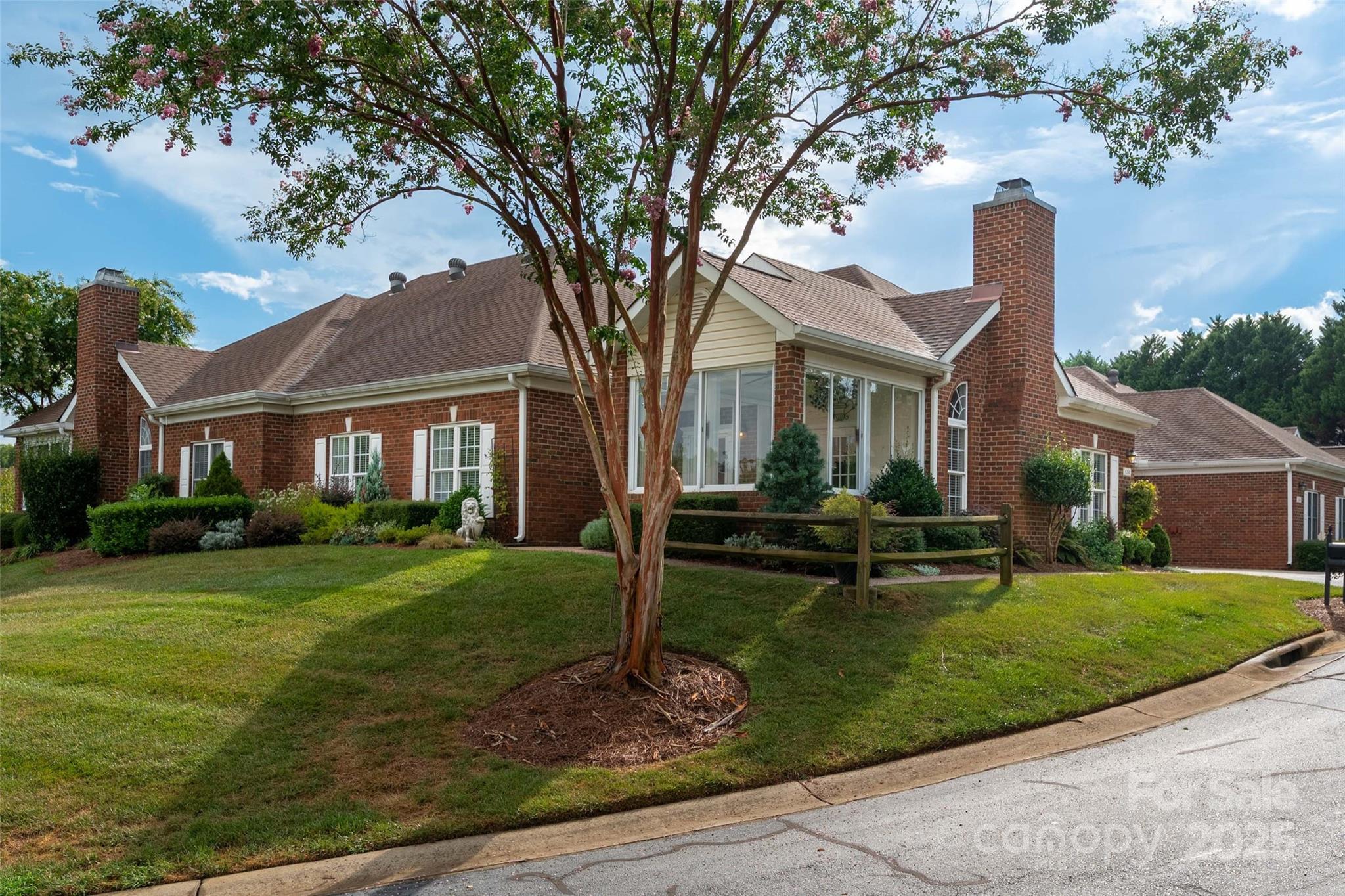 Windsor Oaks - Residential