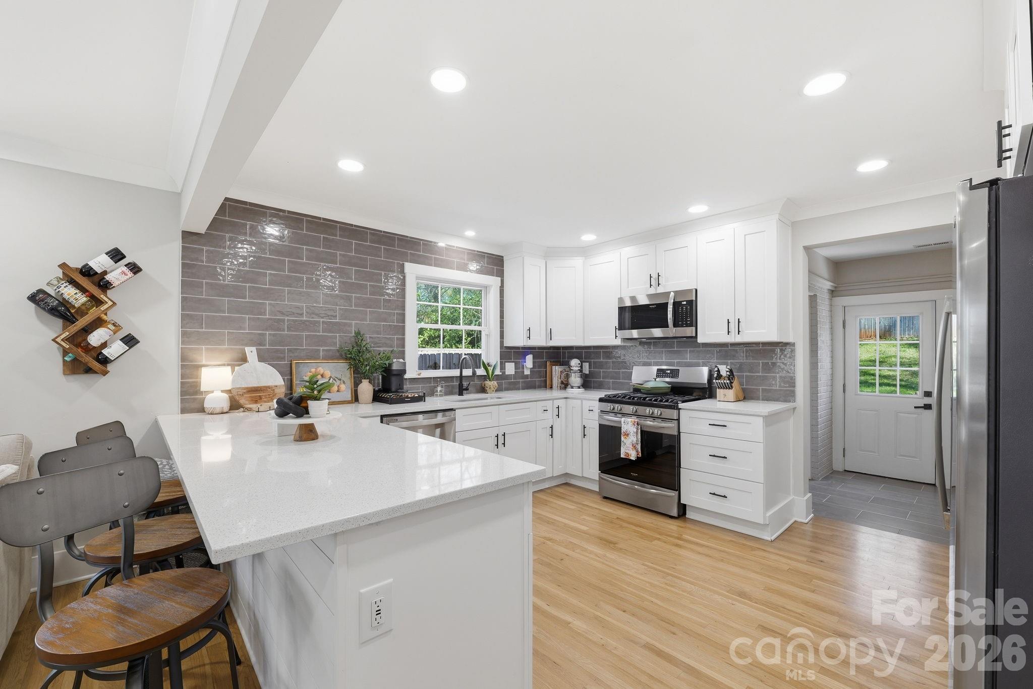 1026 Rollingwood Drive