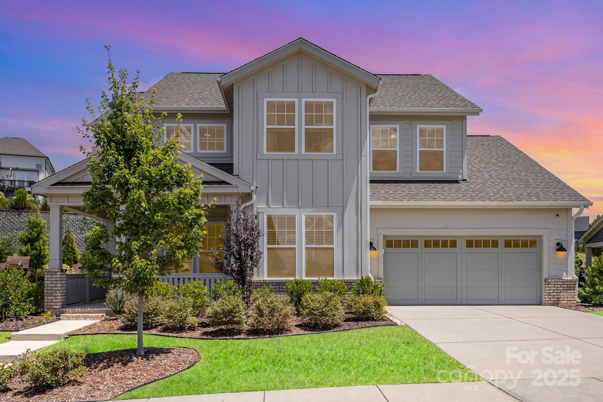 528 Rock Skip Way