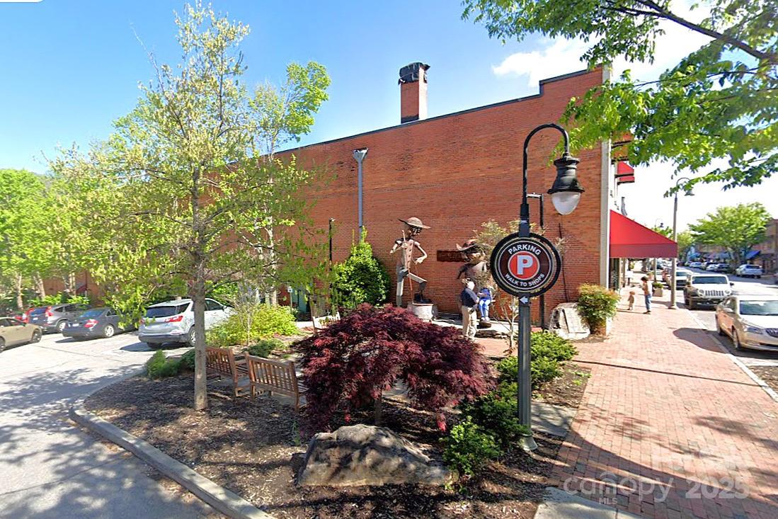 93 N Main Street