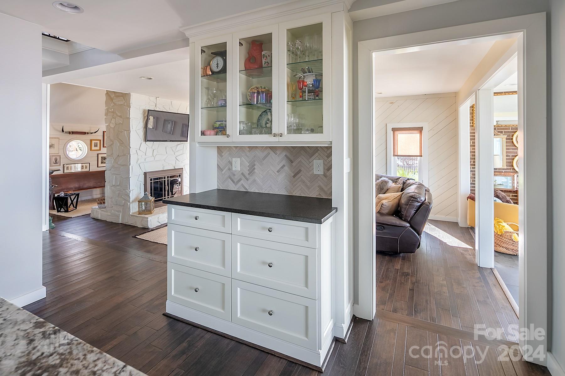 Tega Cay - Residential