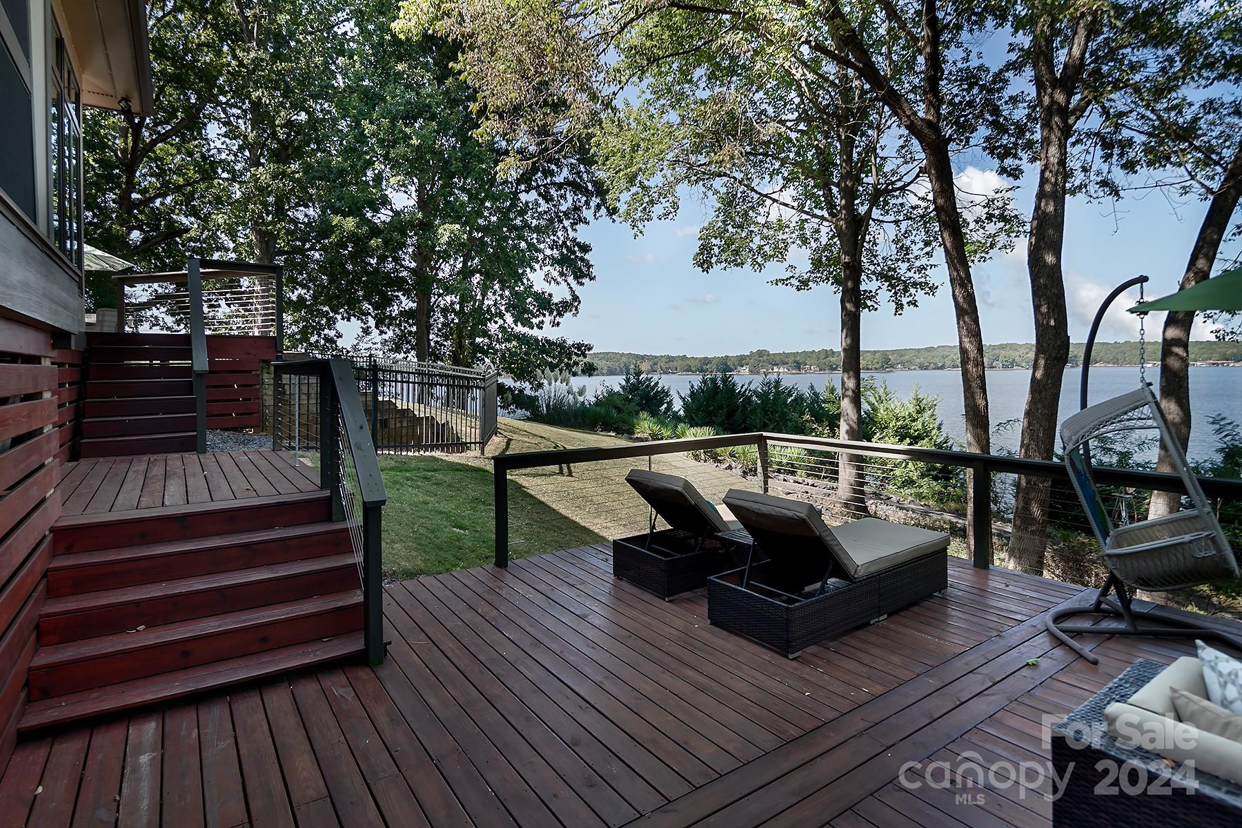 Tega Cay - Residential