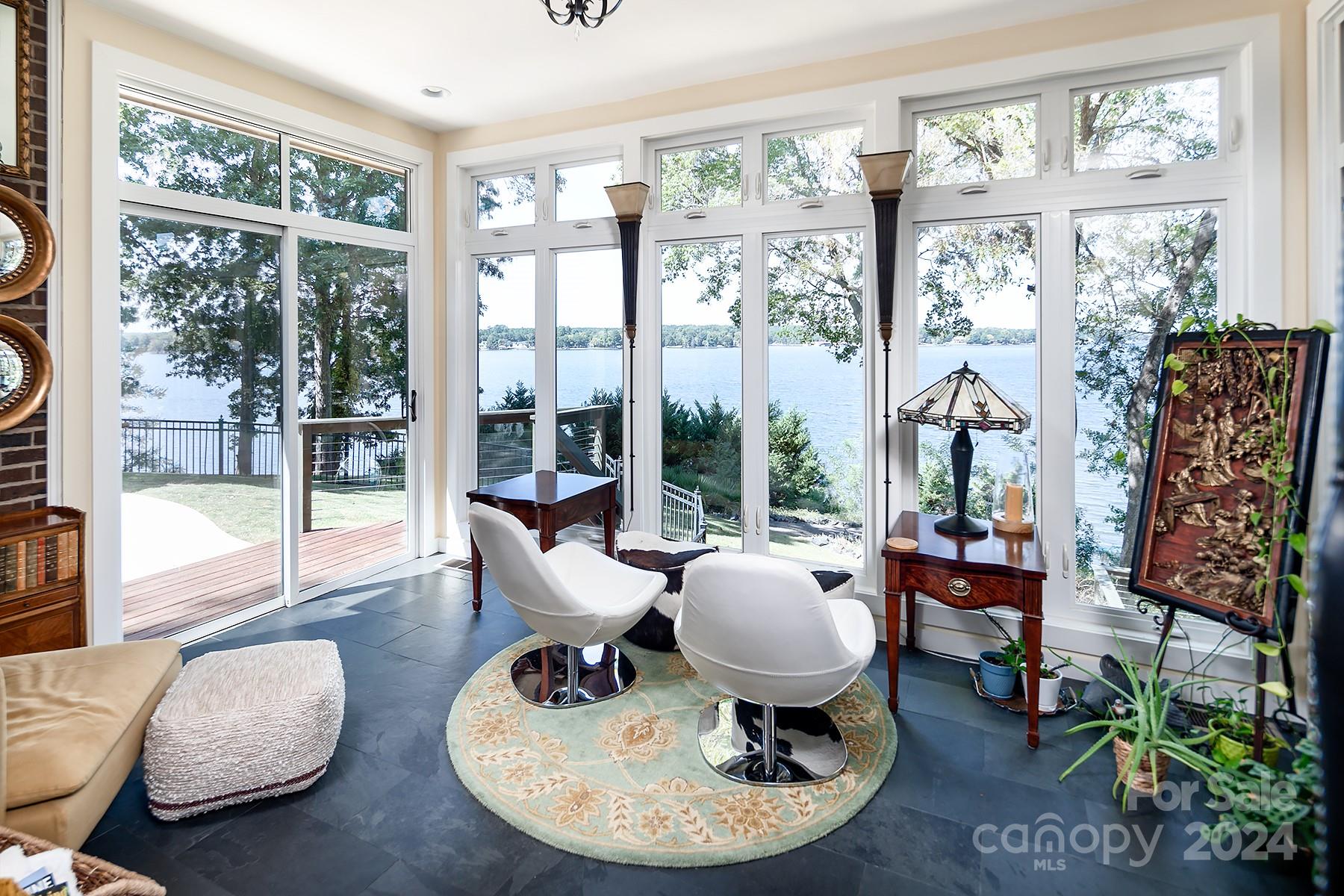 Tega Cay - Residential