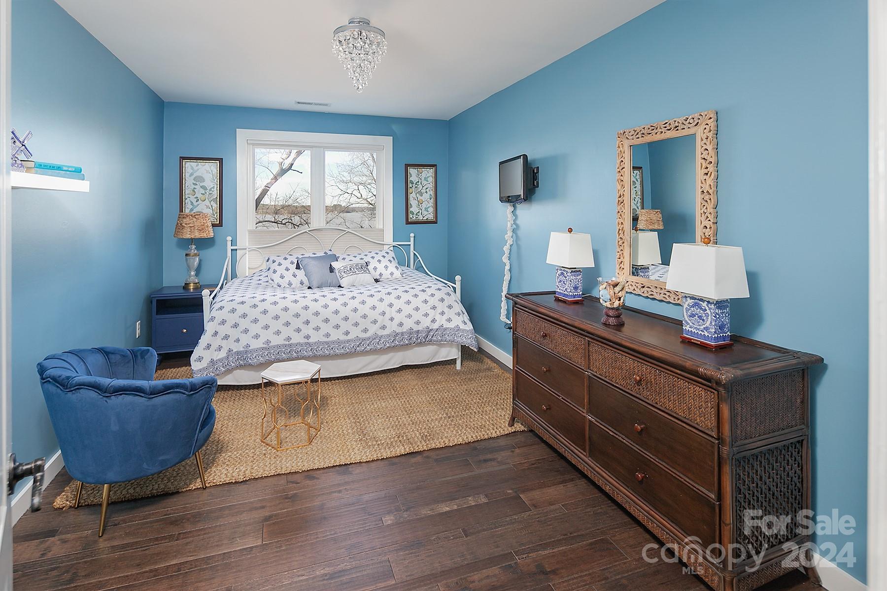 Tega Cay - Residential