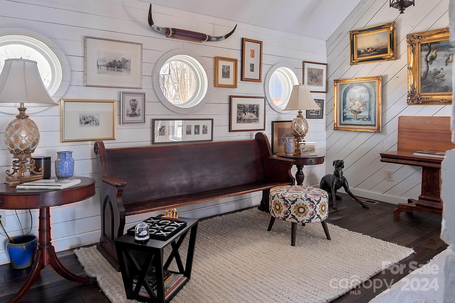 Tega Cay - Residential