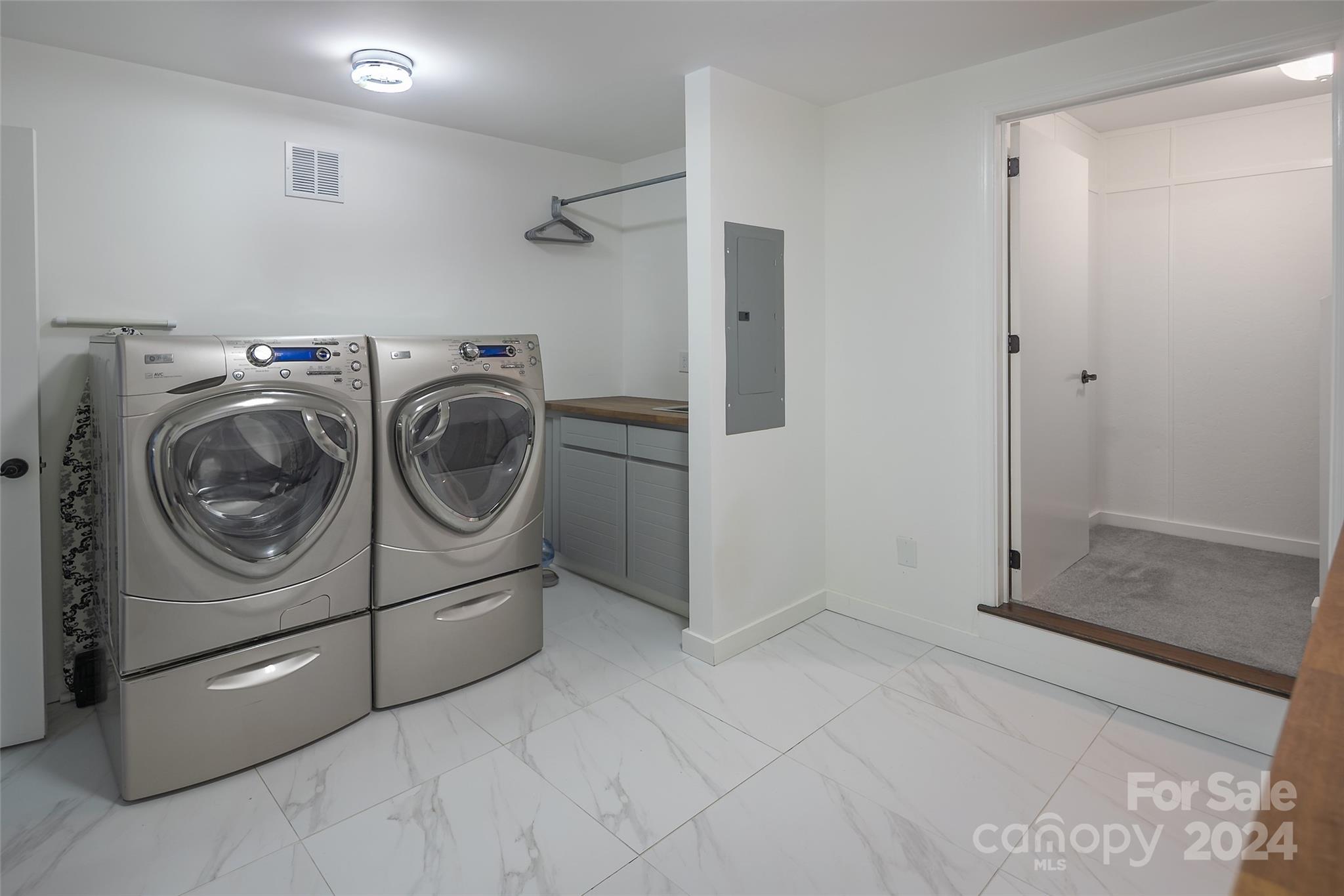 Tega Cay - Residential