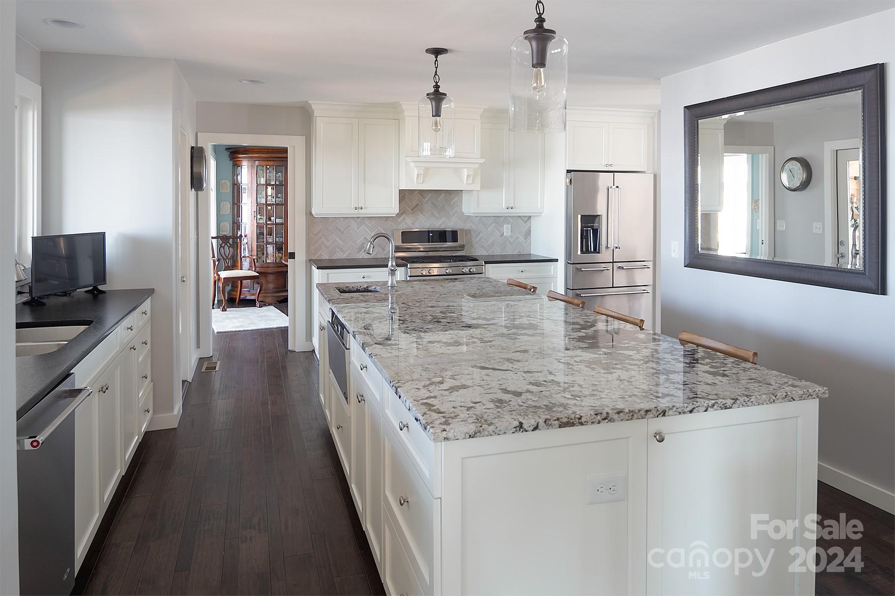 Tega Cay - Residential